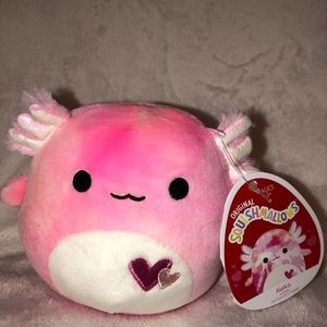 Aleka squishmallow 4” nwt